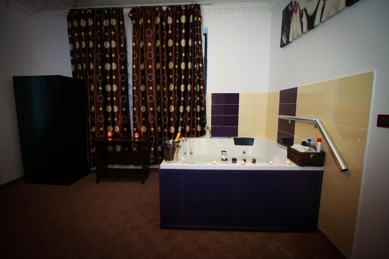 Karma Luxury Room Bucharest Exterior photo
